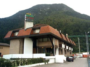 Copertura in legno massello di abete