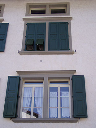 Finestra stile inglese in legno massello douglass