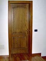 Porta interna d'arredamento in legno massello d'abete austriaco