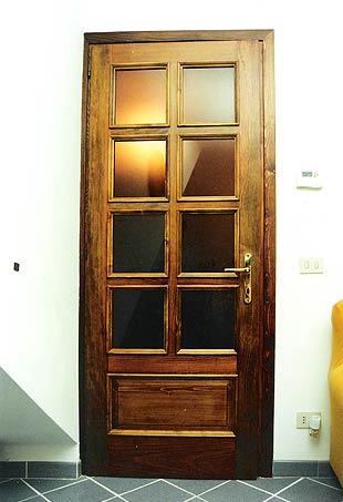 Porta interna d'arredamento in legno massello d'abete austriaco